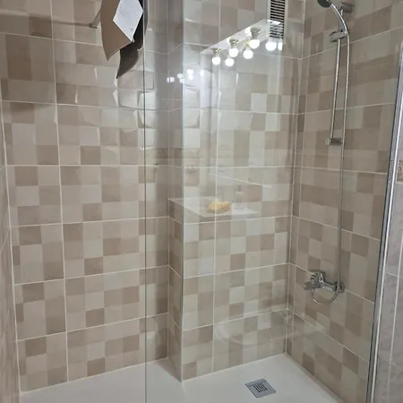 Doble Valencia Bed & Breakfast Alaquas